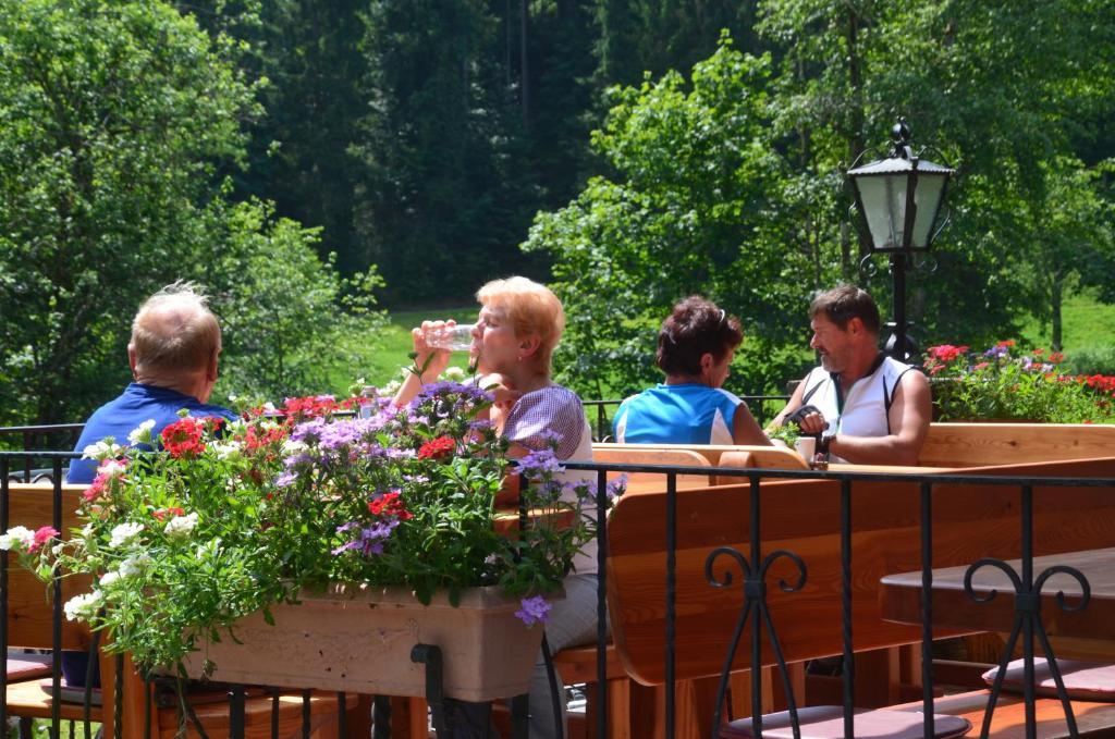 Gasthof Zum Lendwirt Вестендорф Екстериор снимка